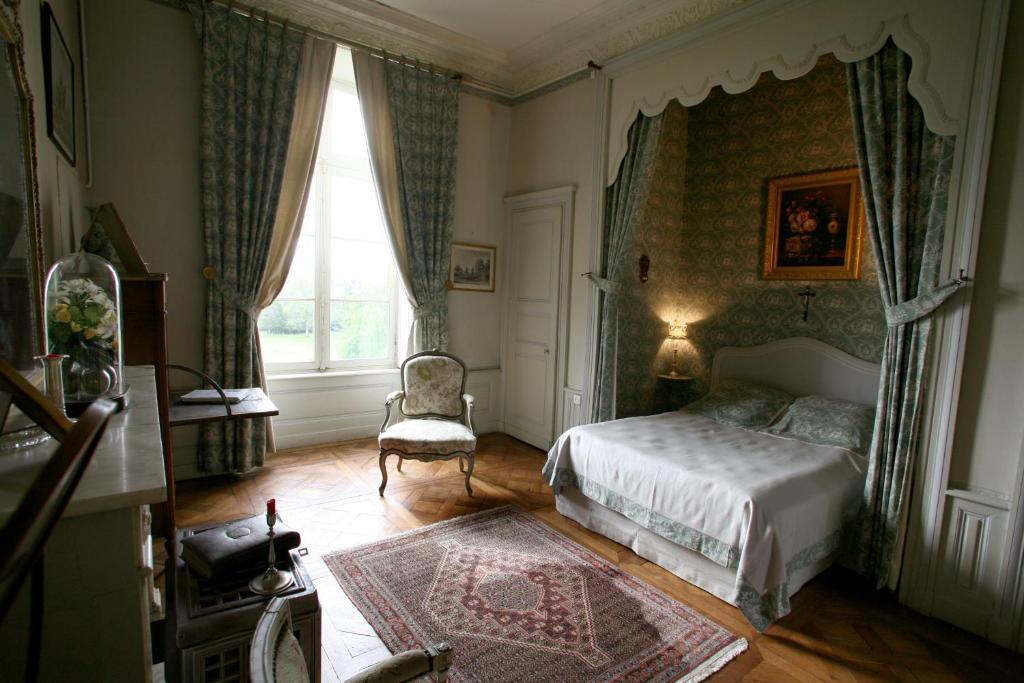 Chateau De Beaujeu Sens-Beaujeu Bilik gambar