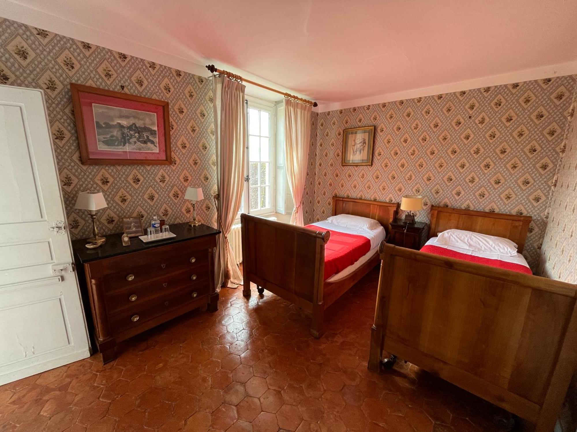 Chateau De Beaujeu Sens-Beaujeu Luaran gambar