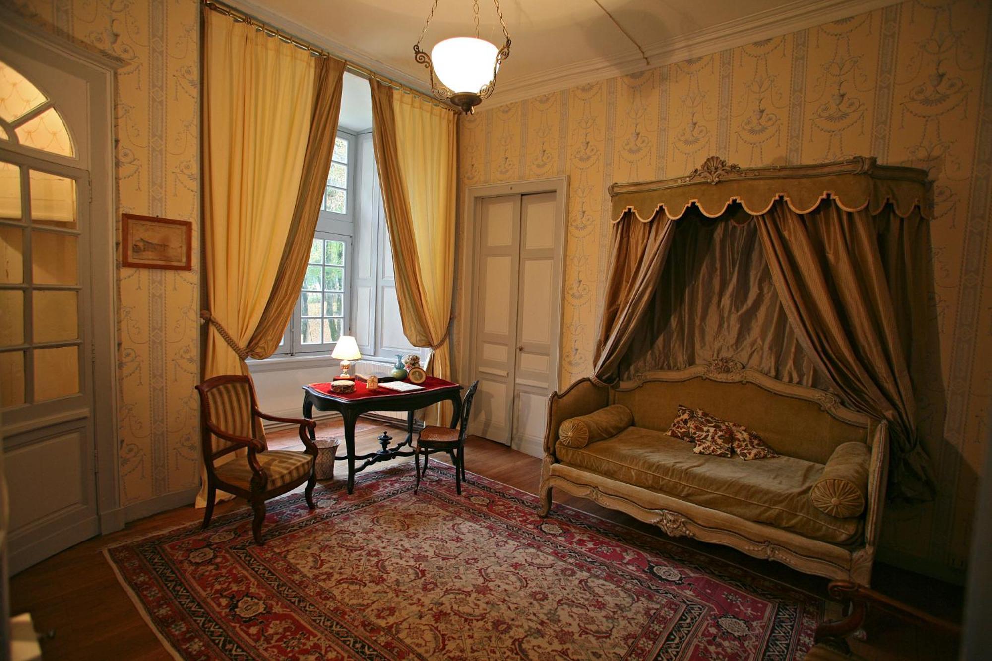 Chateau De Beaujeu Sens-Beaujeu Luaran gambar